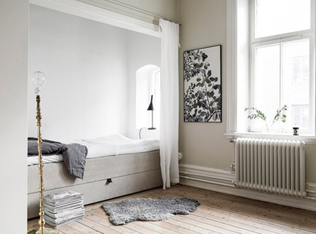 欧式 三居 白领 收纳 80后 小资 卧室图片来自五百年装饰在付总装扮130平北欧风清爽三居室的分享