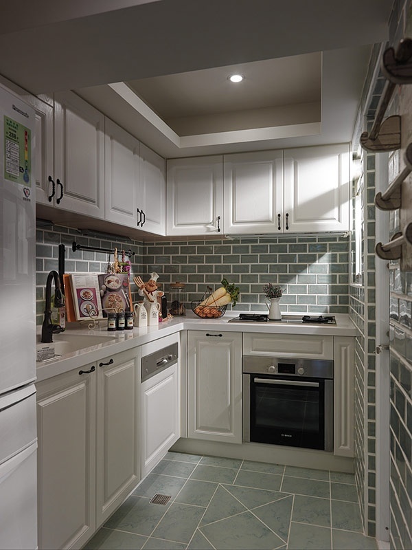 厨房图片来自四川岚庭装饰工程有限公司在地中海风蔚蓝二居室装修效果图的分享