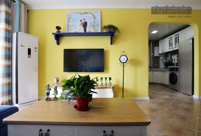 客厅图片来自四川岚庭装饰工程有限公司在86平清新地中海风格的分享