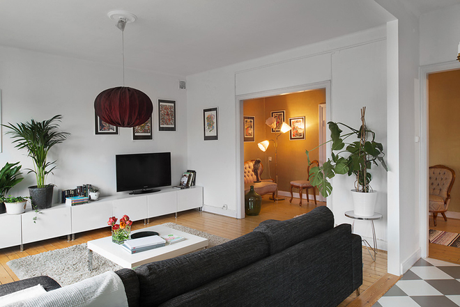 客厅图片来自四川岚庭装饰工程有限公司在80平米简约混搭古典风公寓的分享