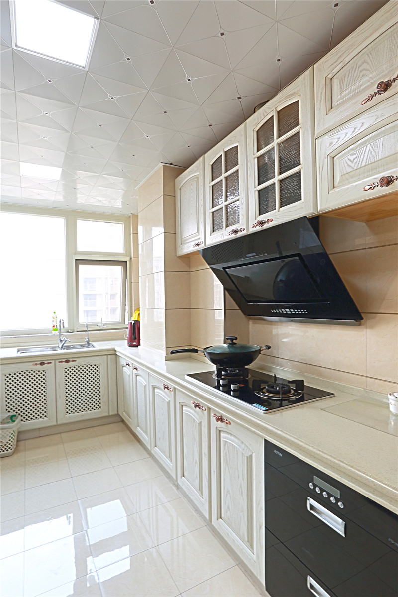 简约 欧式 田园 混搭 三居 别墅 旧房改造 80后 实创装饰 厨房图片来自上海实创-装修设计效果图在128平米混搭风格的分享