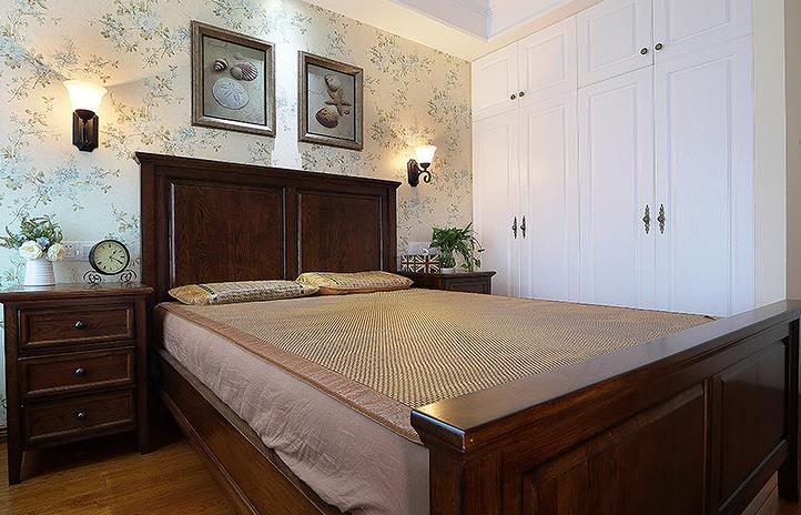 美式 三居 多彩 卧室图片来自佰辰生活装饰在秋意浓浓 温馨美式三居空间的分享