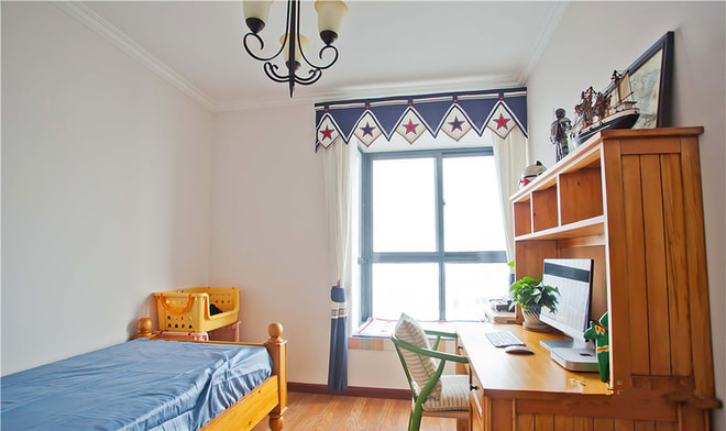 混搭 卧室图片来自四川岚庭装饰工程有限公司在浓郁色彩美式田园风的分享