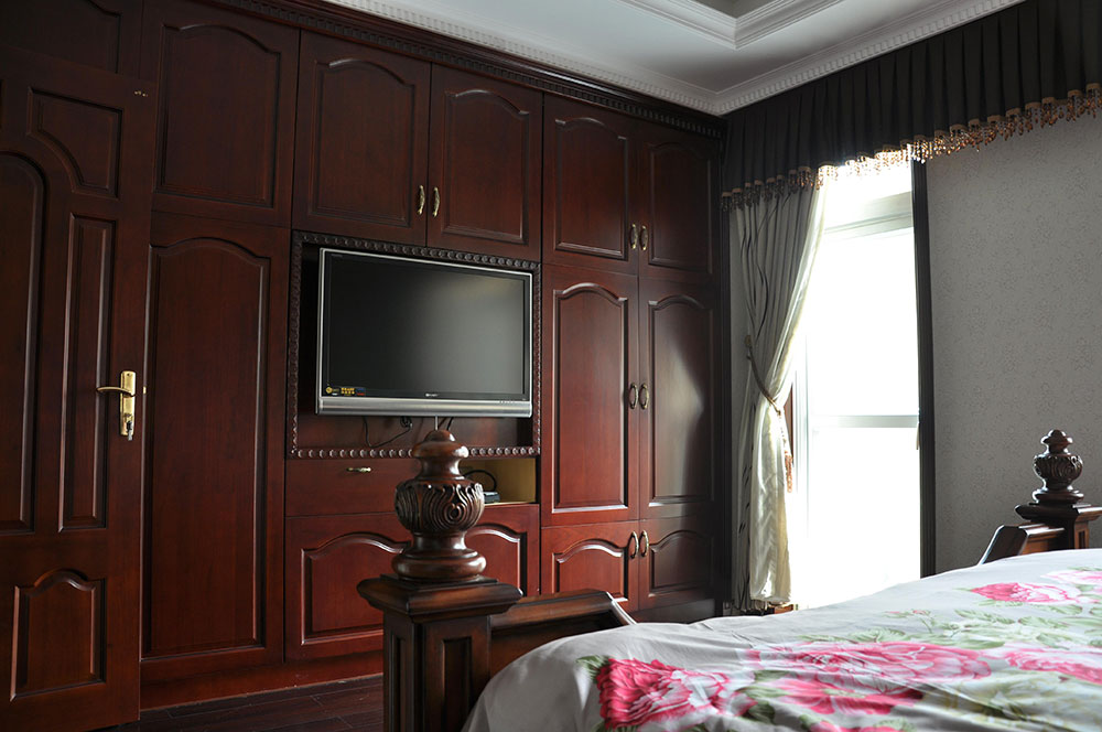 欧式 别墅 卧室图片来自长沙金煌装饰在半山丽墅—浪漫的欧式别墅设计的分享