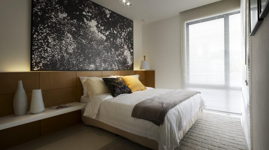 卧室图片来自紫禁尚品设计师李擎在西山御园韩式 简约的分享