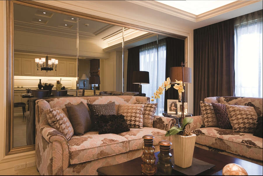 简约 欧式 混搭 四居室 新古典风格 白领 收纳 80后 小资 客厅图片来自成都V2装饰在比华利国际城新古典风格的分享