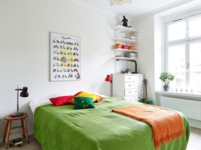 卧室图片来自四川岚庭装饰工程有限公司在清新雅致亮色系71平米两居室的分享
