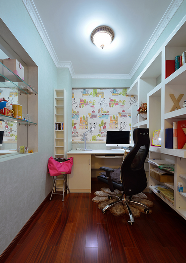 书房图片来自四川岚庭装饰工程有限公司在小奢华的简欧风格家居的分享