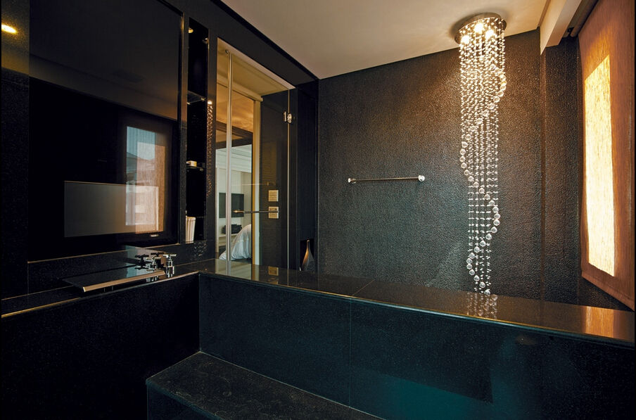 简约 欧式 混搭 港式 现代 天鹅堡 卫生间图片来自成都V2装饰在时尚古典魅力复式公寓的分享