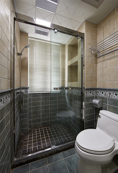 卫生间图片来自家装大管家在惬意居家生活 158平美式简约空间的分享