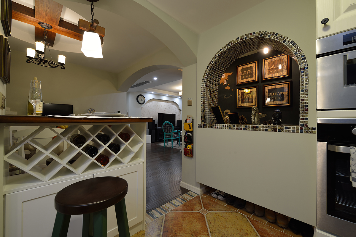 混搭 二居 白领 小资 地中海 餐厅图片来自郑州大铭装饰设计机构在90平米美式地中海的分享
