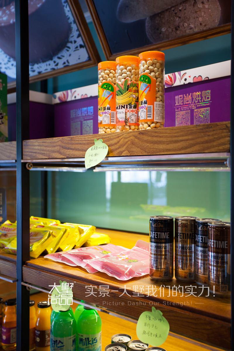 美式乡村风 小资 餐厅图片来自大墅尚品-由伟壮设计在拥有阳光芬芳味道的法式面包店的分享