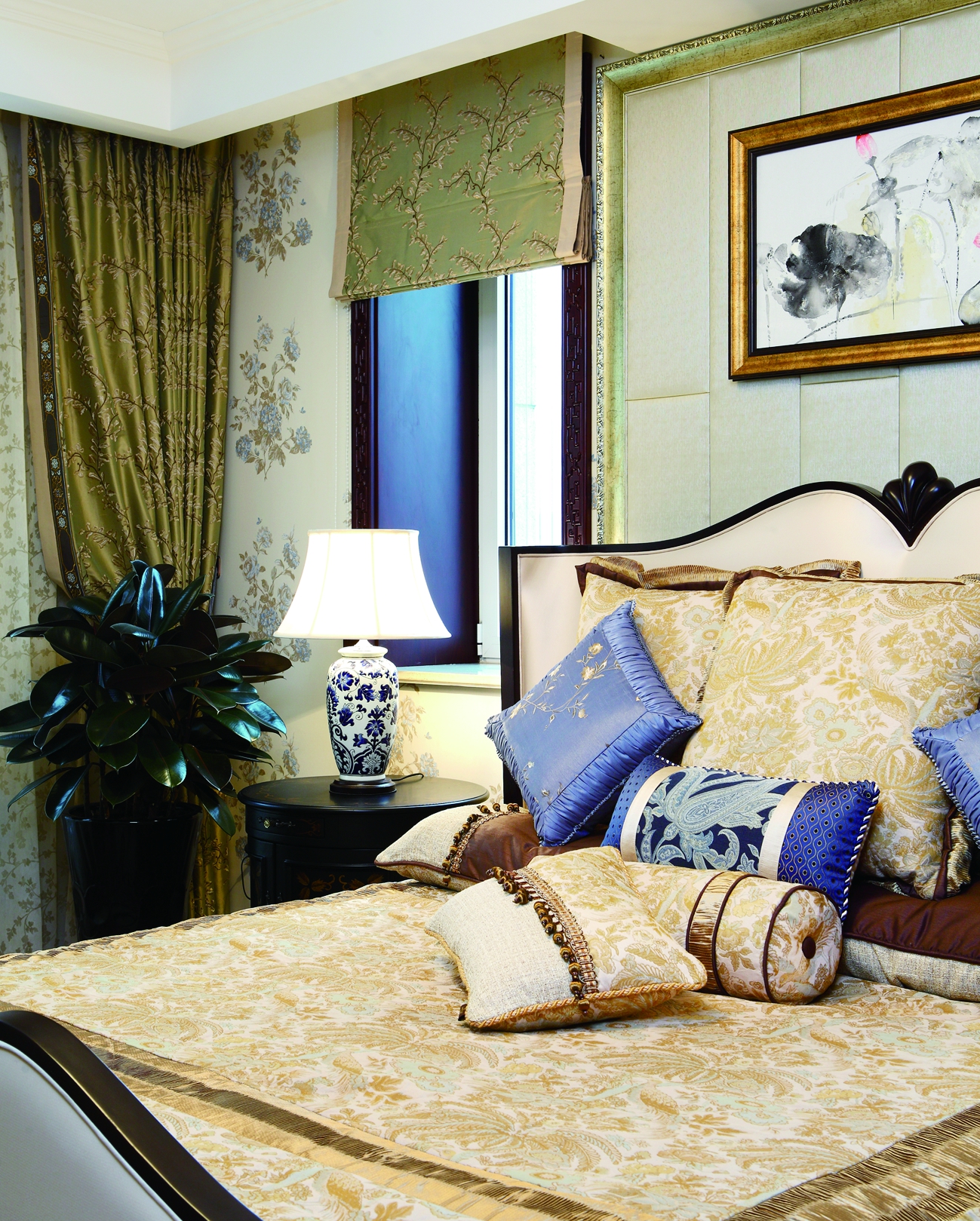 混搭 软装设计 中西合璧 建发珑庭 卧室图片来自上海尚层装饰官网在建发珑庭中西混搭风格的分享