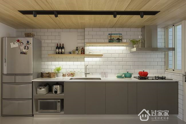 小资 80后 旧房改造 收纳 白领 厨房图片来自过家家装饰在60平清爽舒适北欧风格旧房改造的分享