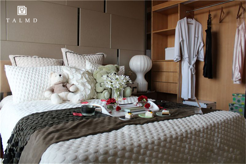 美式 别墅 整屋 定制 高端家具 卧室图片来自TALMD图迈家居在【TALMD案例】美式混搭·御湾别墅的分享