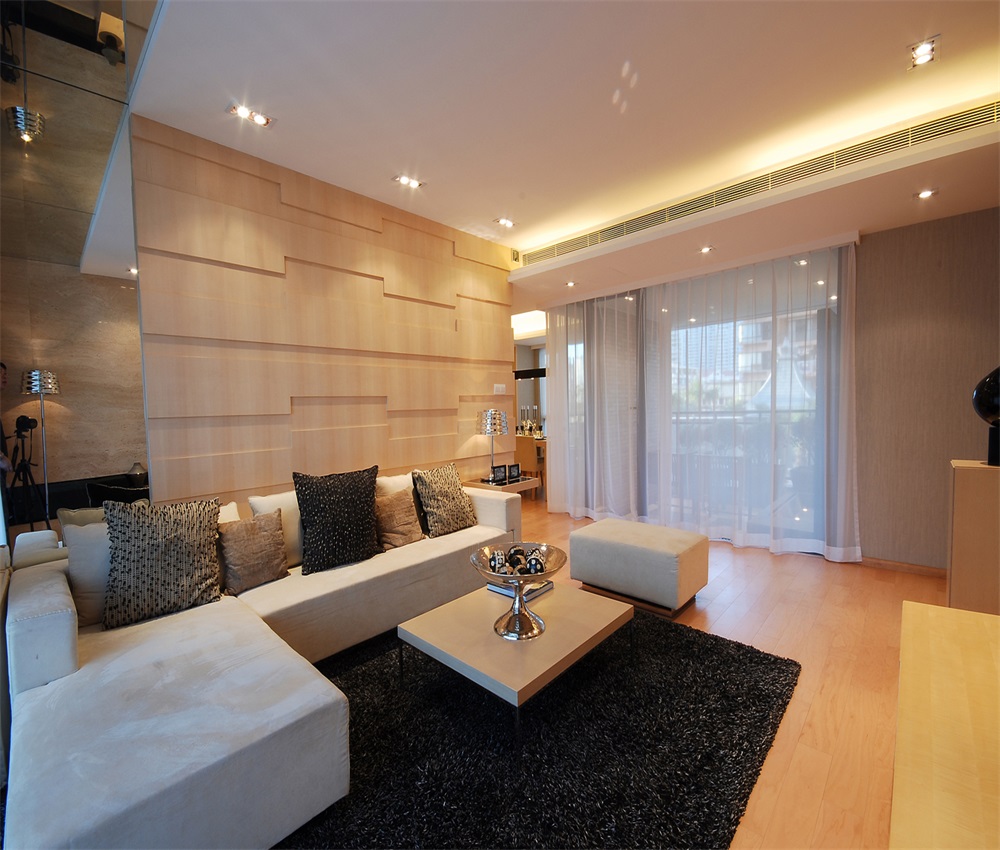窗帘 背景墙 沙发图片来自上海蓝图空间在简约豪园的分享