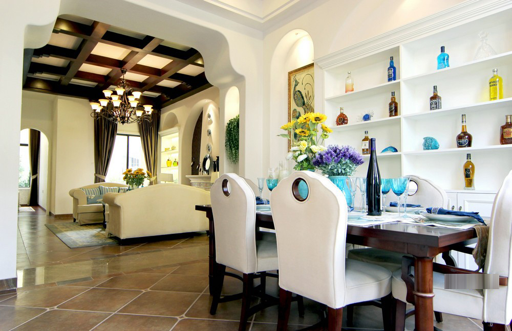 地中海 软装设计 装修案例 室内设计 餐厅图片来自一道伍禾装饰在鸿坤林语墅软装设计案例的分享