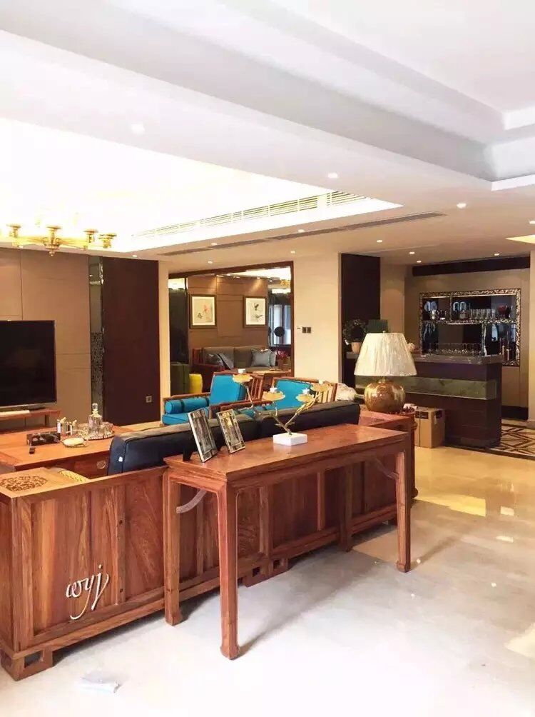 客厅图片来自成都尚层别墅装饰装修公司在誉峰新中式的风格的分享