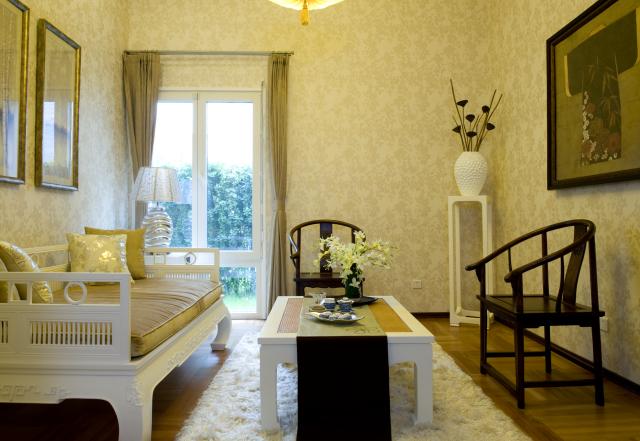 欧式 别墅 客厅图片来自天津尚层装修韩政在欧式温馨的家的分享
