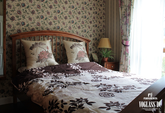 卧室图片来自成都尚层别墅装饰装修公司在美式风格作品的分享