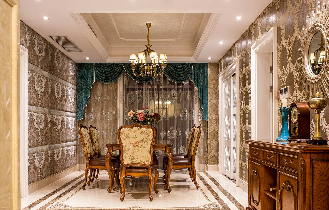欧式古典 豪华 奢侈 高级住宅 别墅 餐厅图片来自武汉东易日盛在保利十二橡树—欧式古典—侯运华的分享