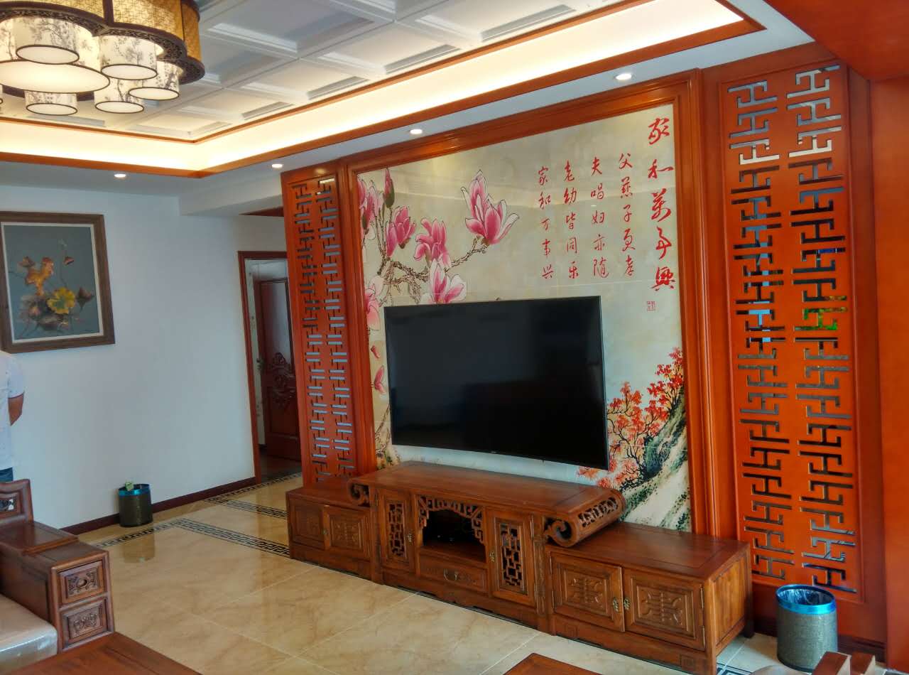 客厅图片来自上海本意空间建筑装饰有限公司在塔子山竣工的分享