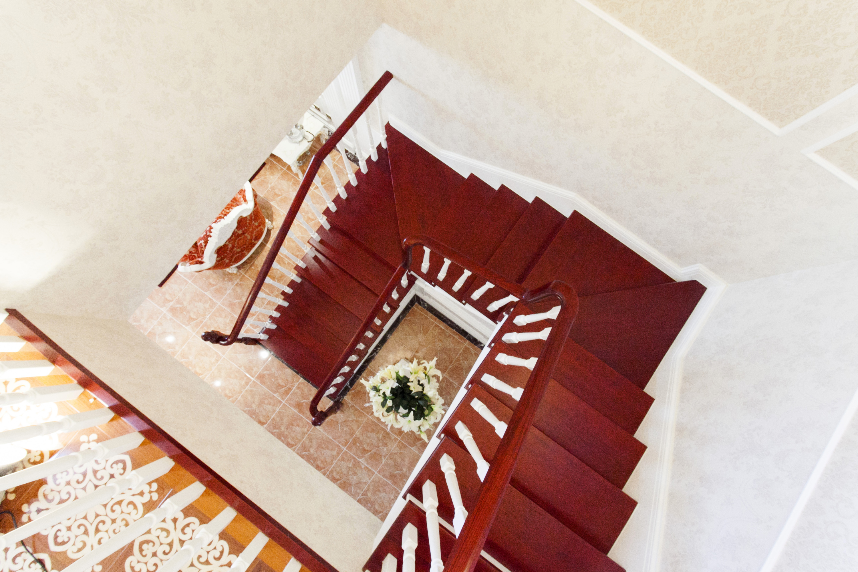 欧式 古典 原创国际 品质墅装 别墅装修 全案设计 楼梯图片来自原创国际别墅装饰在橡树湾的分享