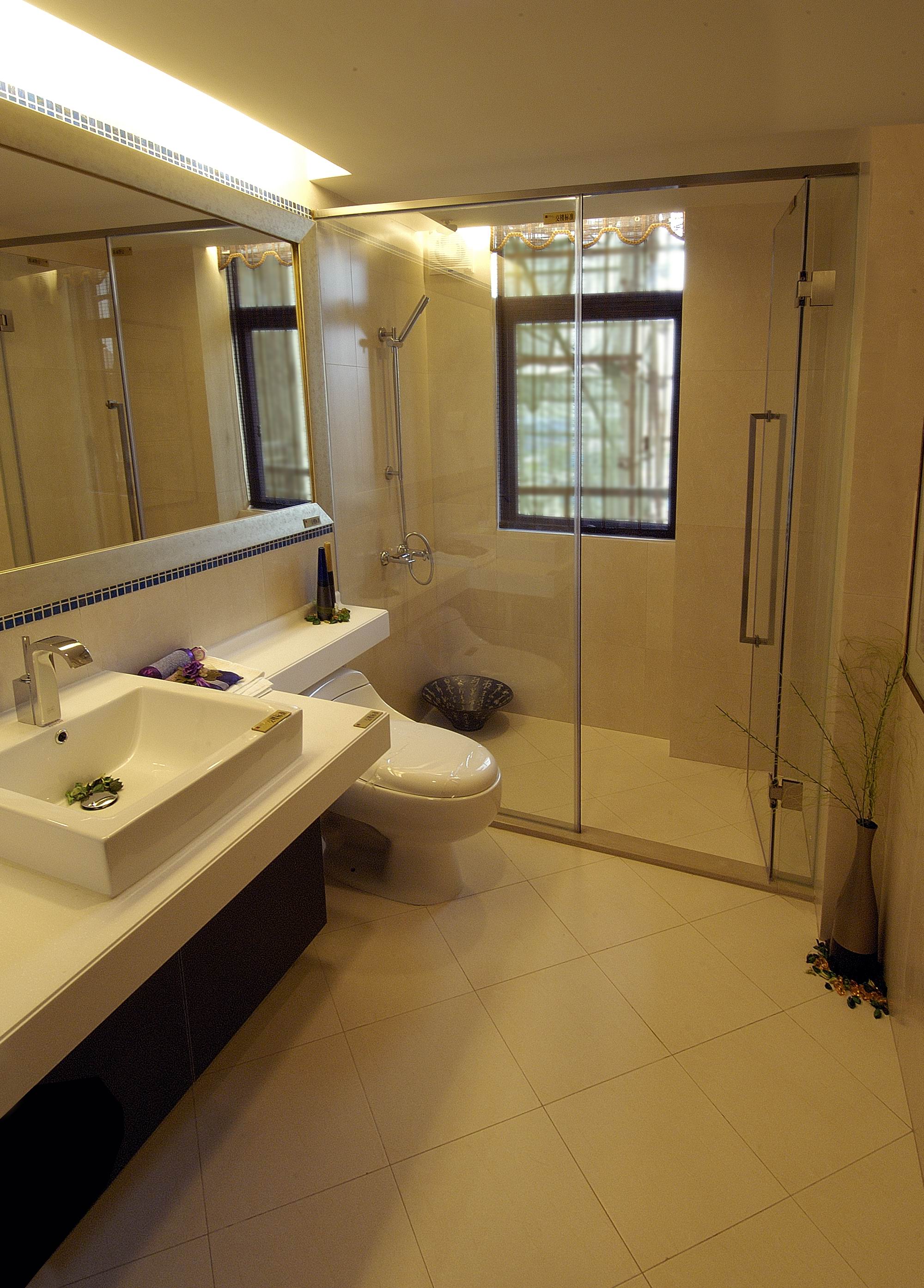 公寓 中式 卫生间图片来自紫禁尚品国际装饰小孔在中式风格泛海国际案例的分享