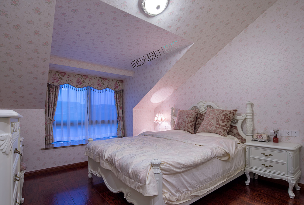 新古典 卧室图片来自周晓安在越湖名邸的分享
