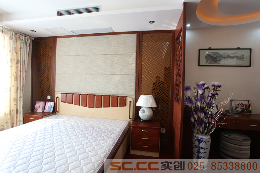 现代 三居 家装 中式 万达西地 卧室图片来自南京实创装饰夏雨荷在万达西地177平米现代中式三居室的分享