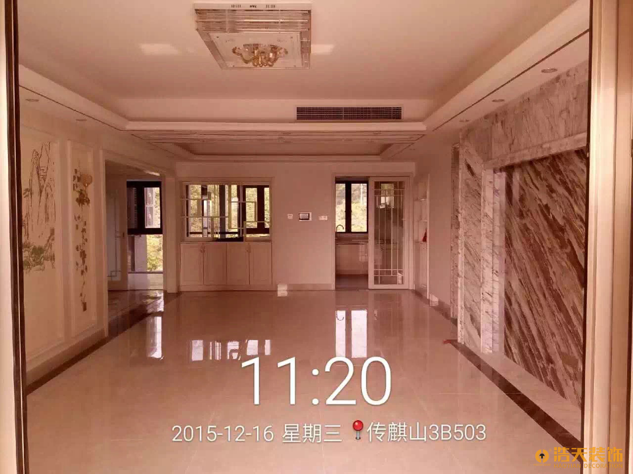 客厅图片来自深圳市浩天装饰在传麒山的分享
