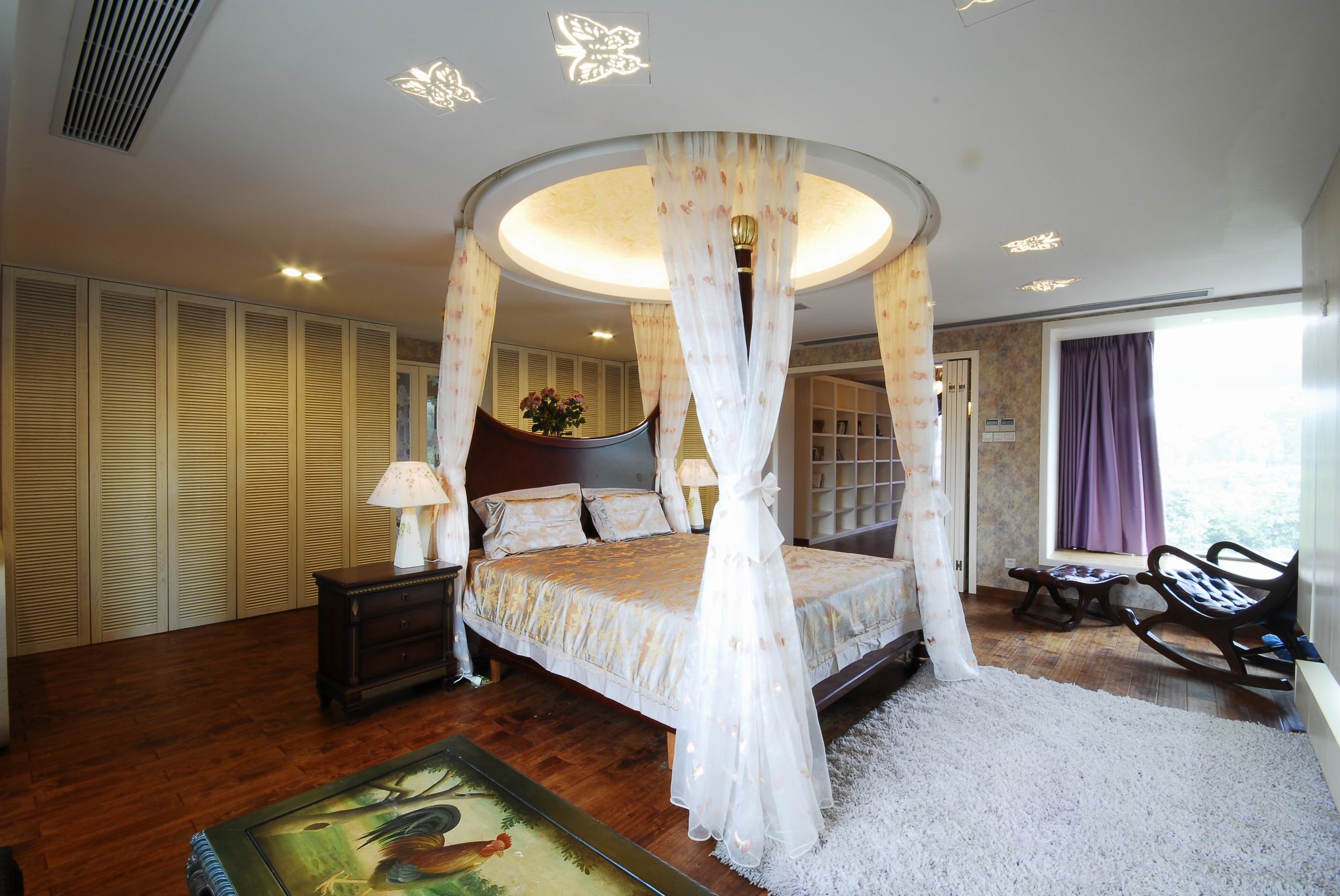 别墅 地中海 卧室图片来自紫禁尚品国际装饰小孔在地中海风格远洋天著案例的分享