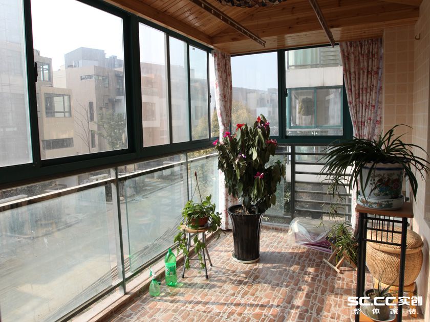 新中式风格 三居 旧房改造 阳台图片来自实创装饰上海公司在祥和公寓177平新中式老房装修的分享