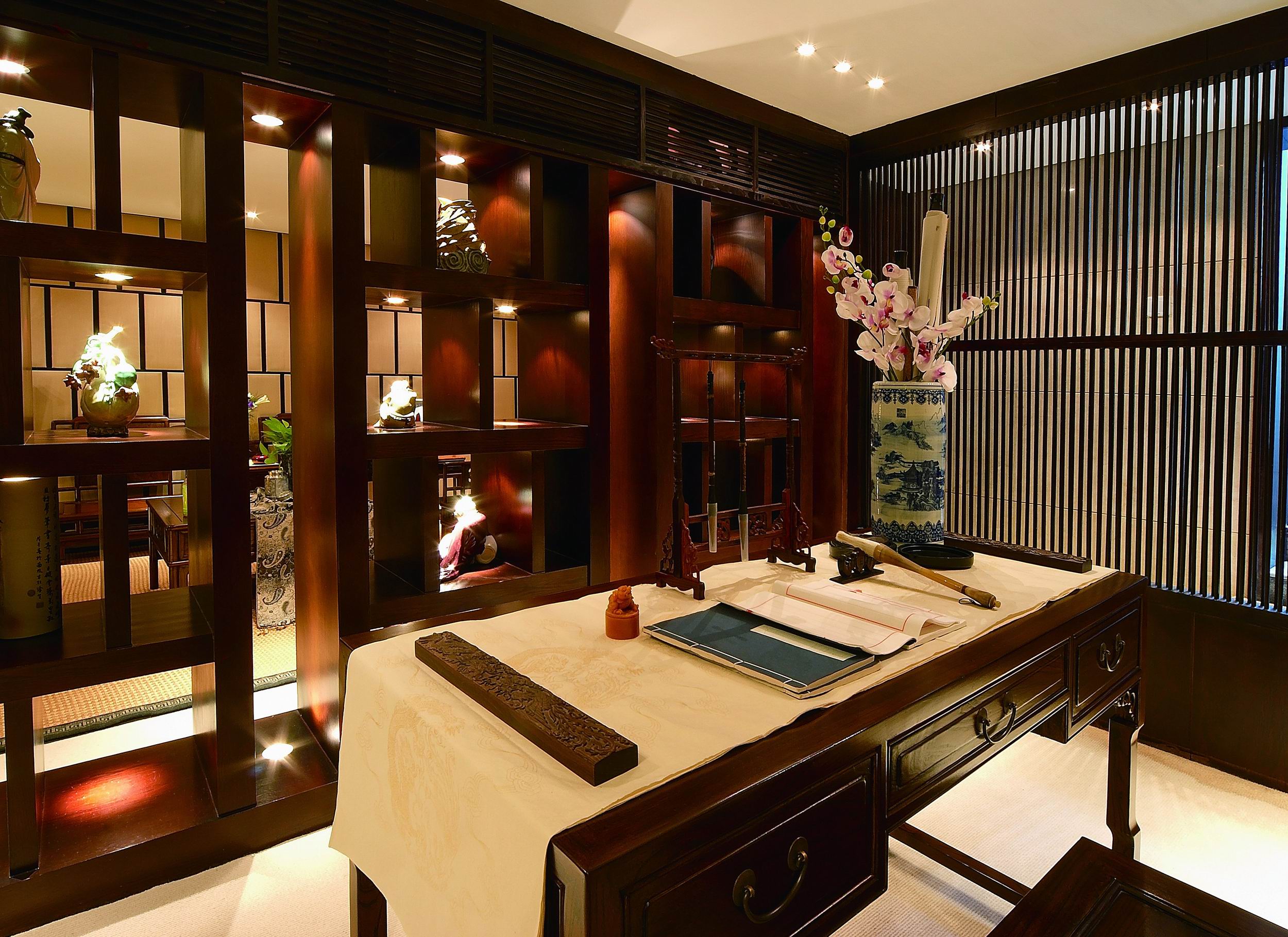 公寓 中式 书房图片来自紫禁尚品国际装饰小孔在中式华银天鹅湖案例的分享