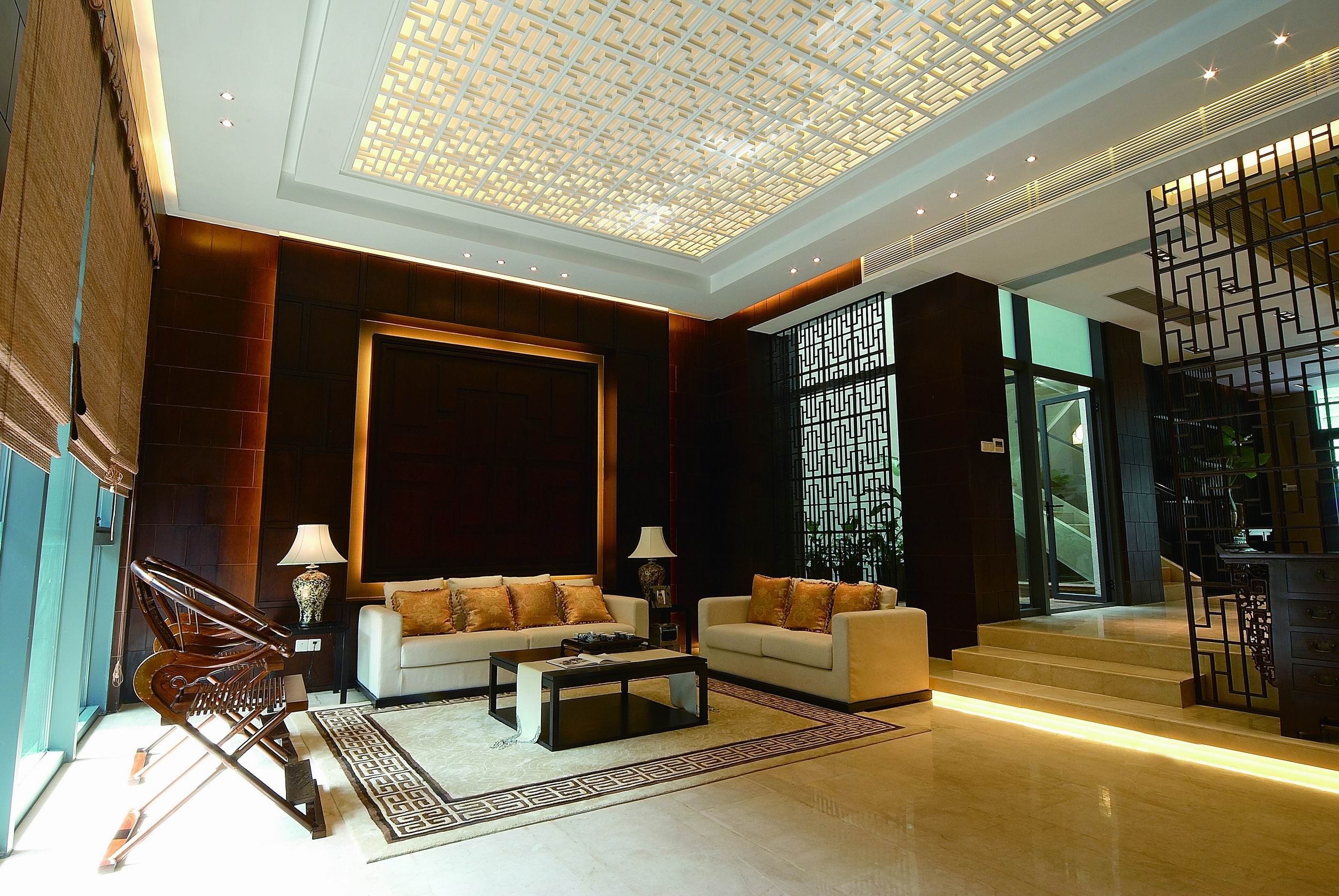公寓 中式 客厅图片来自紫禁尚品国际装饰小孔在中式华银天鹅湖案例的分享