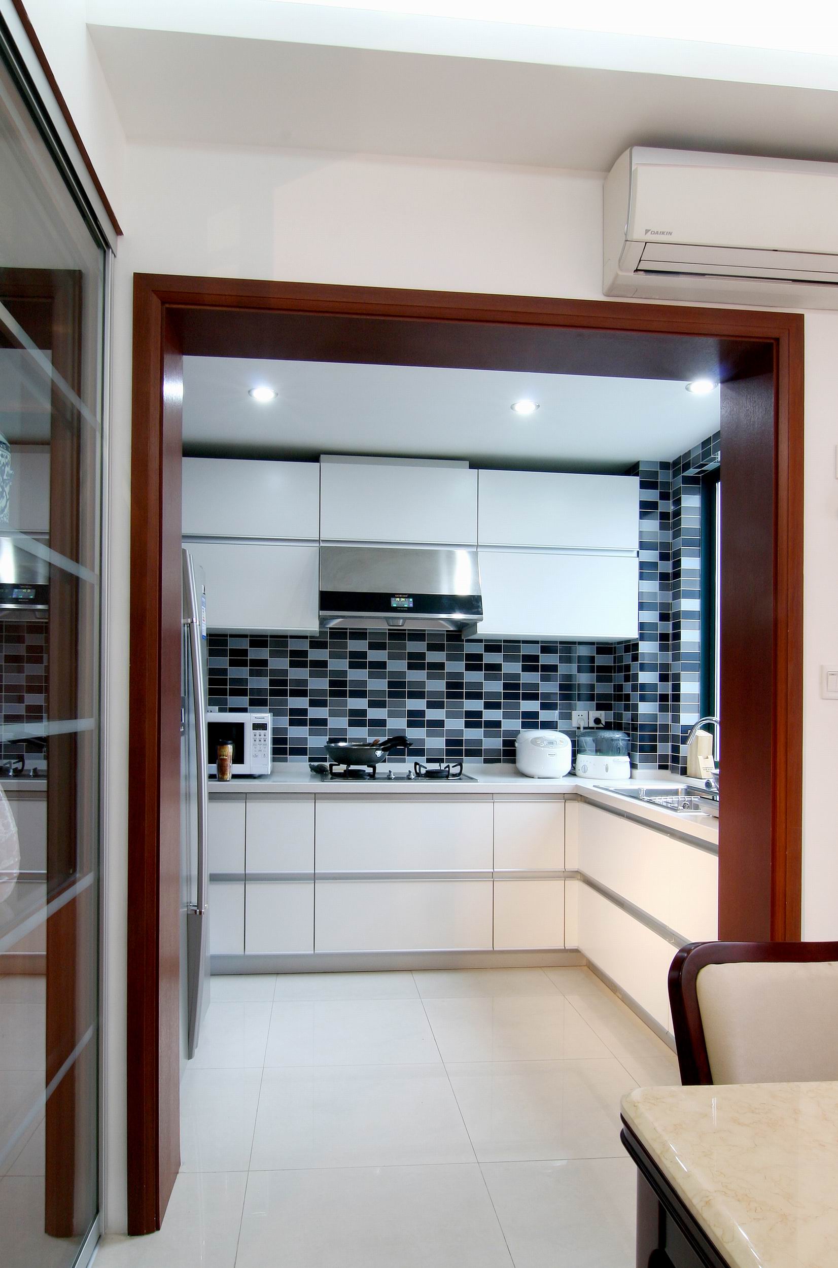 公寓 中式 厨房图片来自紫禁尚品国际装饰小孔在中式风格华贸城案例的分享