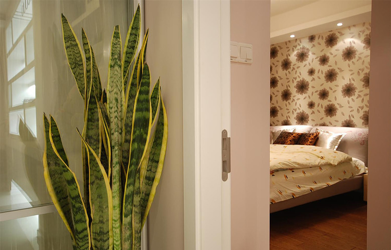 卧室图片来自家装大管家在简洁明快 95平现代简约幸福空间的分享