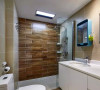 次卫淋浴背景用的仿地板瓷砖。