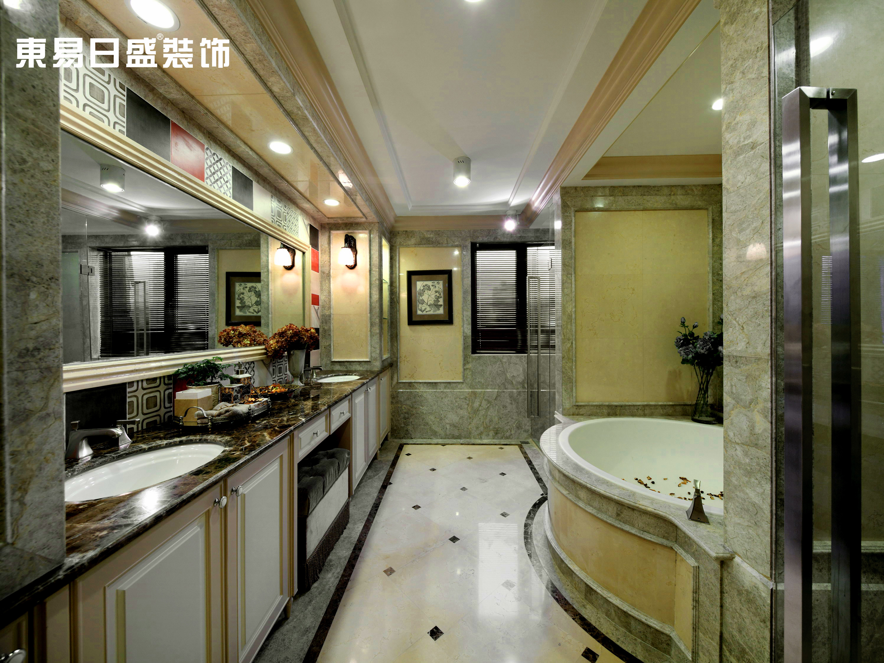 欧式 别墅 卫生间图片来自武汉东易日盛在纯水岸—欧式古典—周滨的分享
