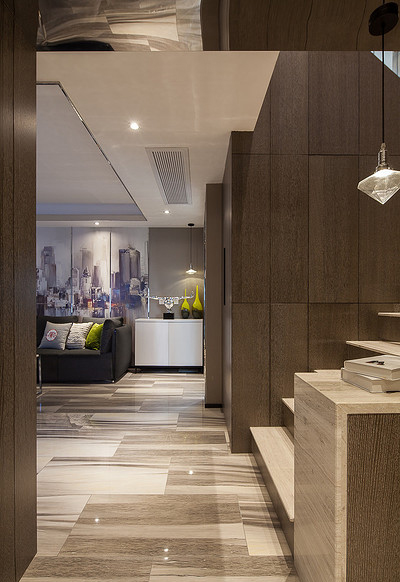 客厅图片来自家装大管家在超酷时尚品味 146平现代素雅空间的分享
