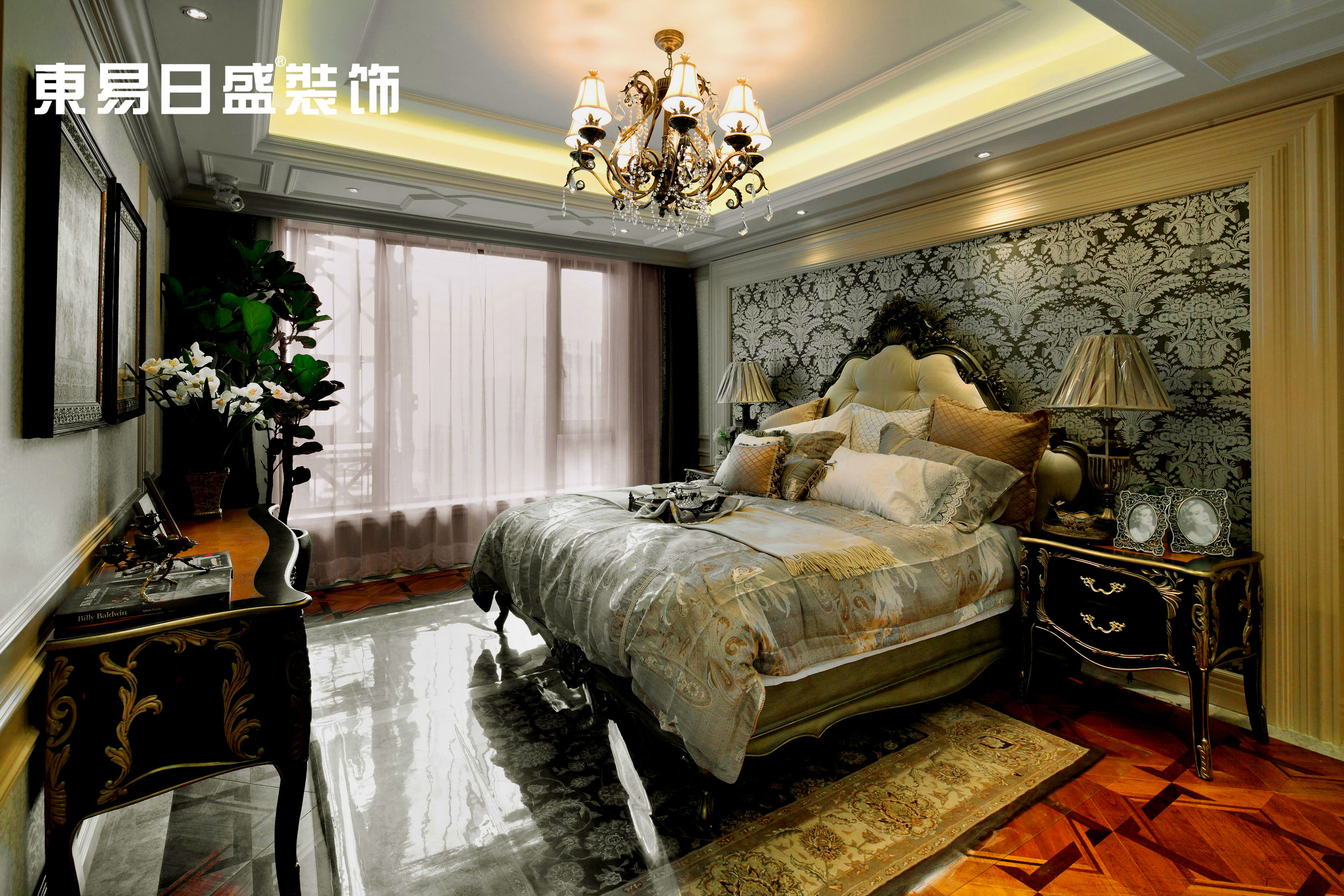 欧式 别墅 卧室图片来自武汉东易日盛在纯水岸—欧式古典—周滨的分享