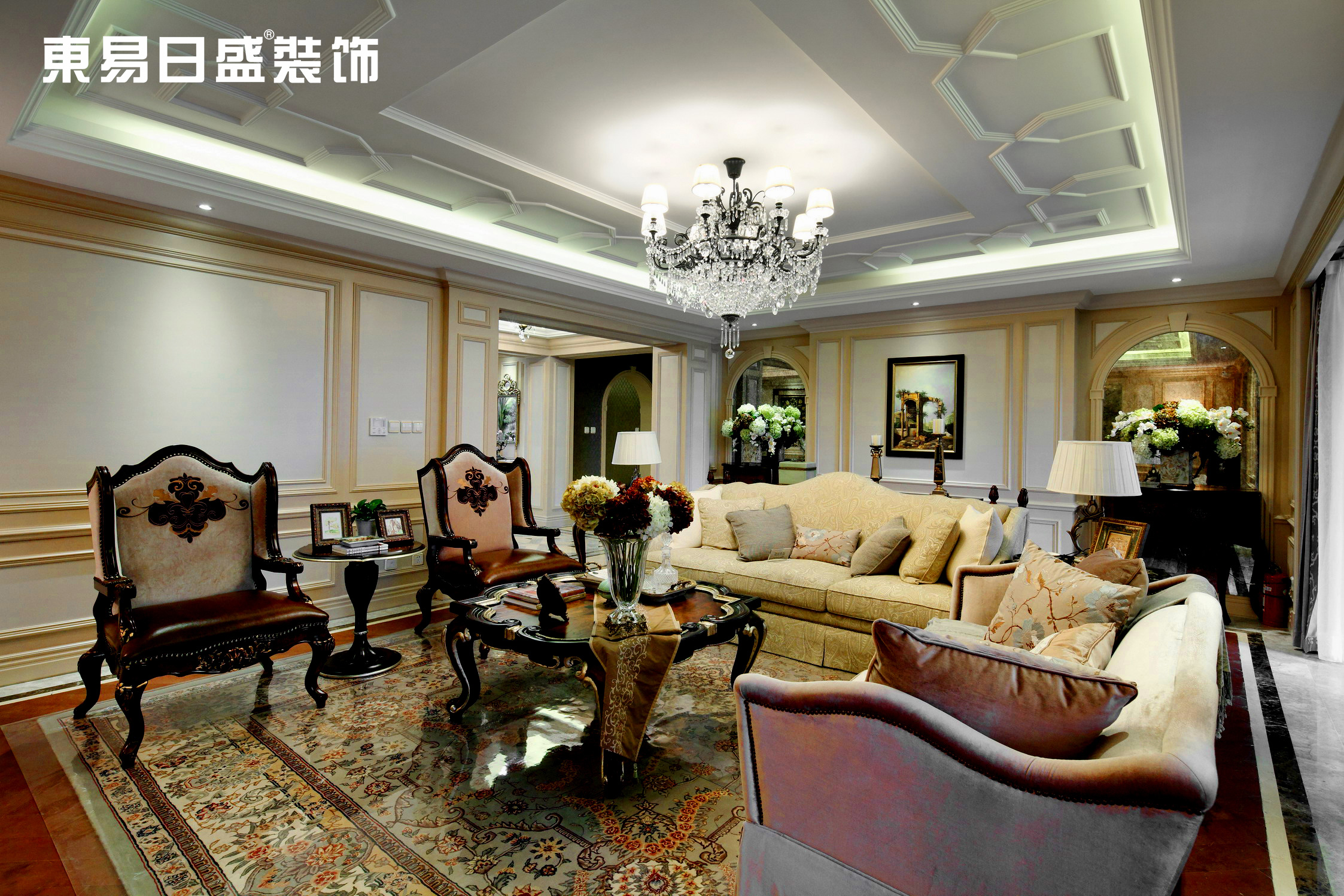 欧式 别墅 客厅图片来自武汉东易日盛在纯水岸—欧式古典—周滨的分享