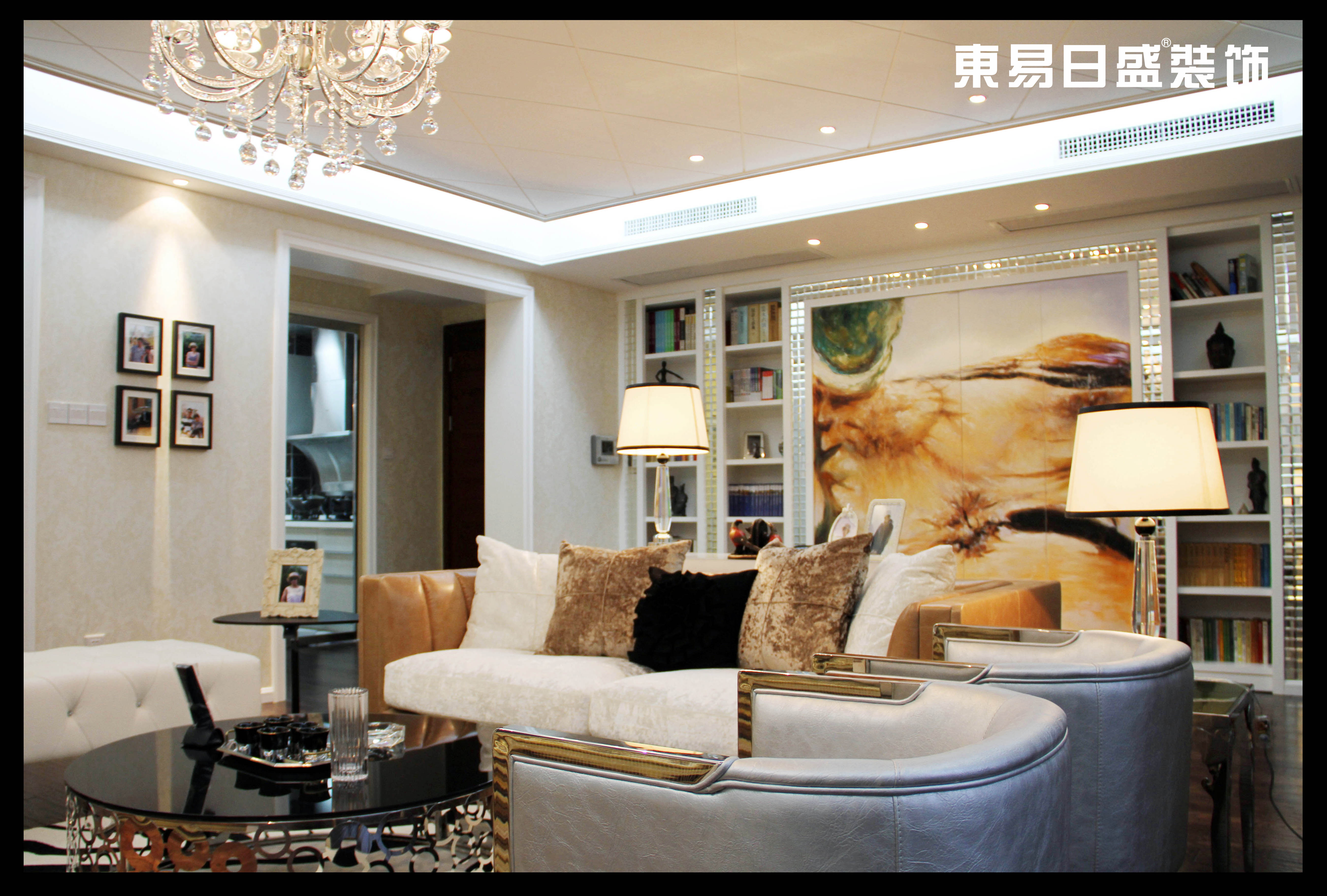 简约 三居 白领 小资 客厅图片来自武汉东易日盛在水岸星城—现代简约—刘崟的分享