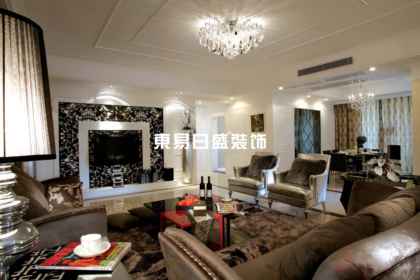 后奢华 白领 客厅图片来自武汉东易日盛在澜桥公馆-后奢华-文奇的分享
