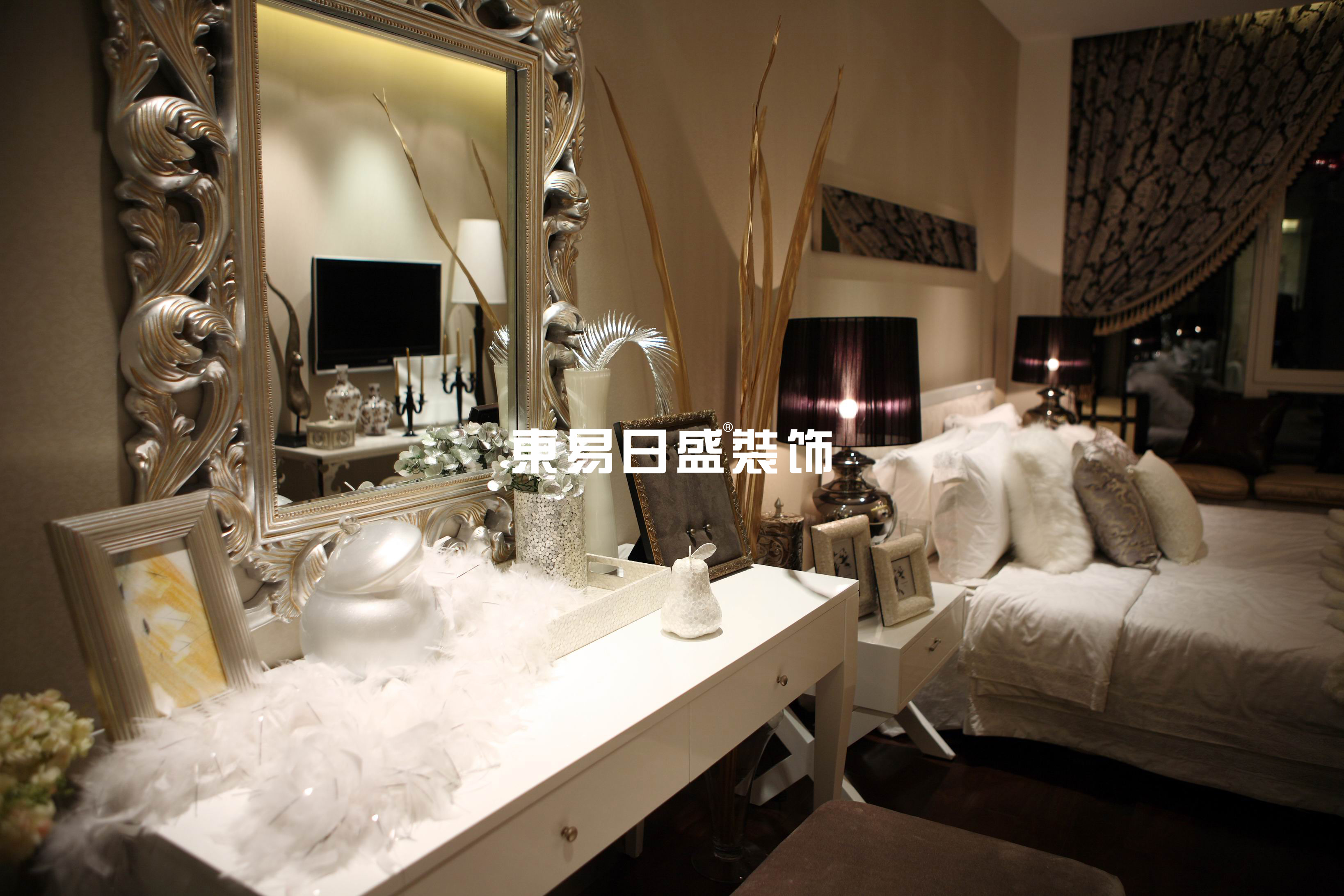 后奢华 白领 卧室图片来自武汉东易日盛在澜桥公馆-后奢华-文奇的分享