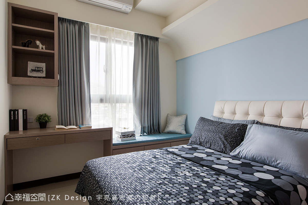 美式 四居 收纳 标准 小资 卧室图片来自幸福空间在132平挹注美式优雅订制家的天堂的分享