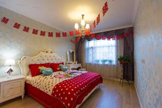 地中海 三居 白领 小资 客厅 北京装修网 卧室图片来自沙漠雪雨在140平地中海美屋婚房就这么装的分享