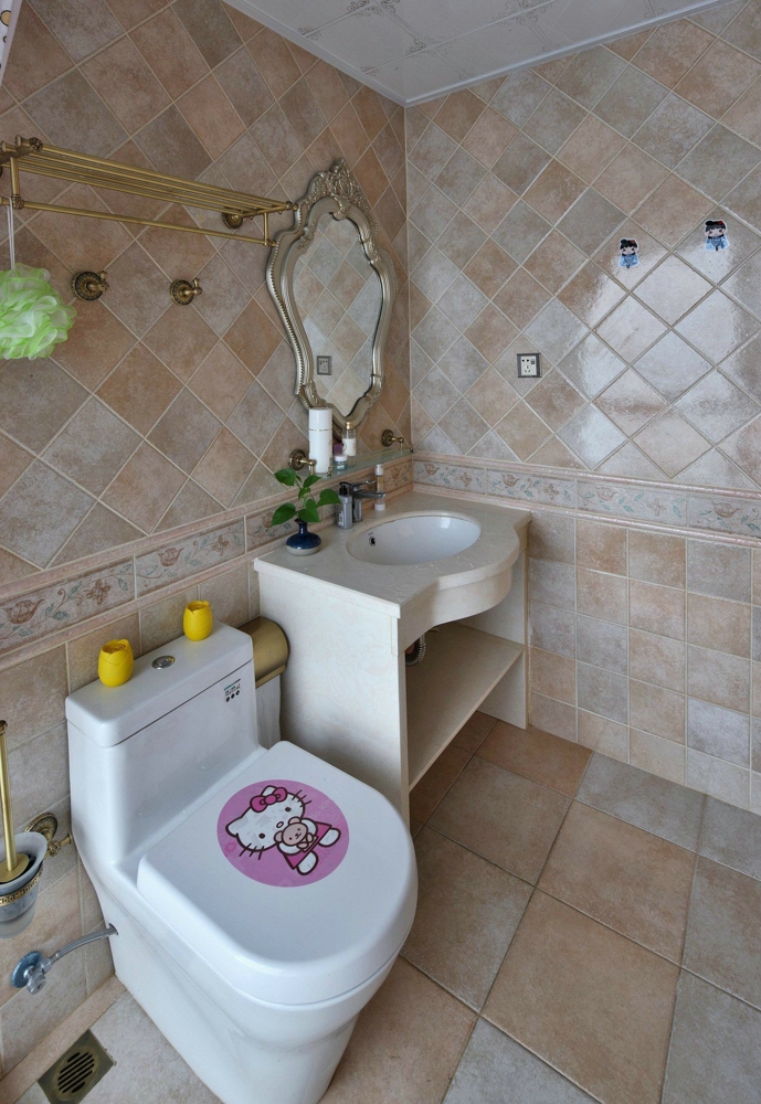 美式 四居室 卫生间图片来自石家庄乐豪斯装饰公司在天山九峯210㎡美式装修效果图的分享