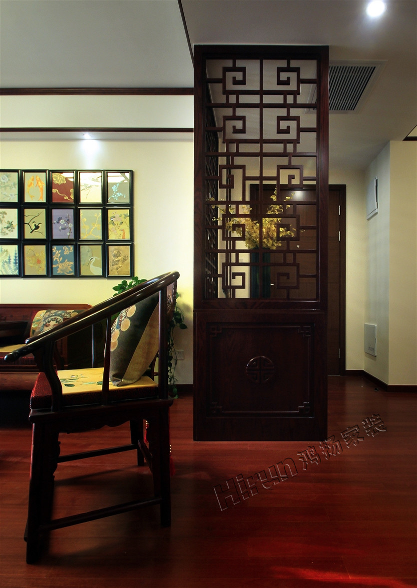客厅图片来自鸿扬家装武汉分公司在锦绣长江之民居意象的分享