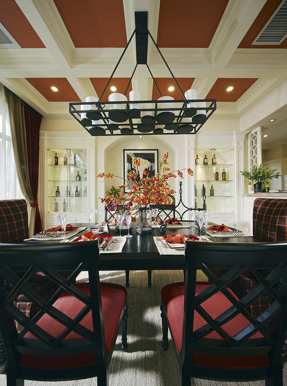 别墅 美式 浪漫 艺术 舒适 餐厅图片来自天津别墅室内装修在霞光道5号-美式的分享